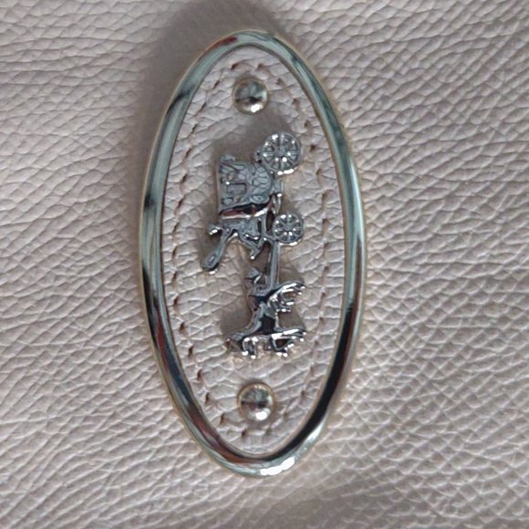 Coach Taxi Tote 💕 - Picture 7 of 11